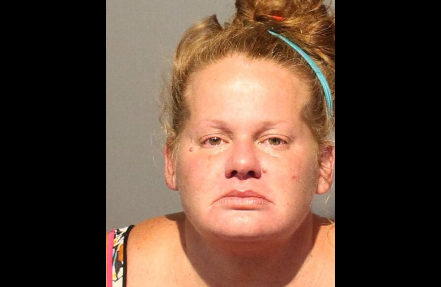 Nevada woman accused of stealing from dental office, performing tooth extractions without license