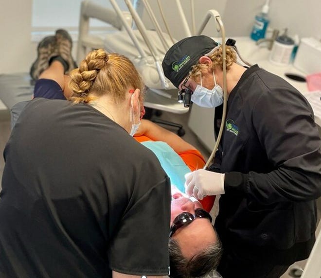 St. Augustine’s Dental Specialists of North Florida offers free tooth extractions